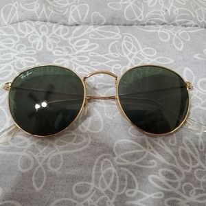 Eyeglasses